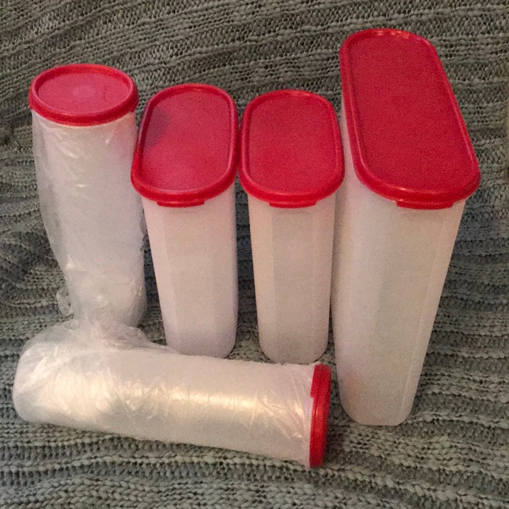 Lot of new Tupperware modular mates (5pc)